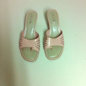 Woman's dress sandles