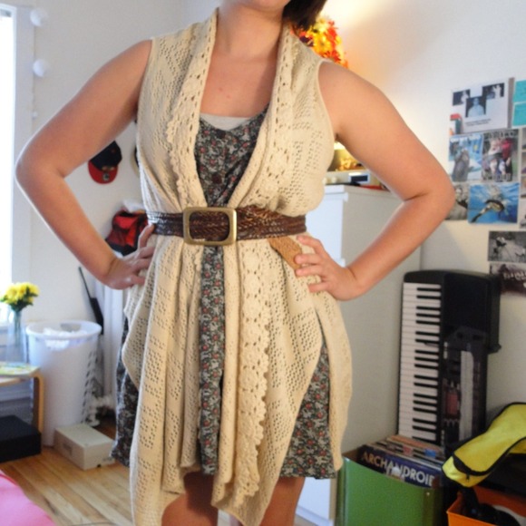 🚫SOLD🚫Vintage Crochet Sweater Vest