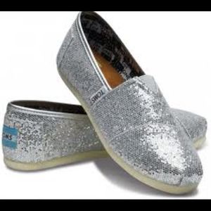 💎 Classic Silver Glitter TOMS 💎