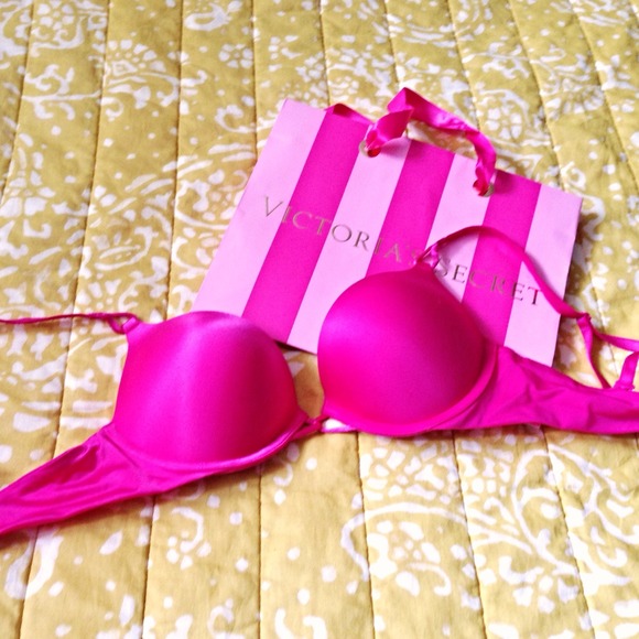 Victoria's Secret Other - Victoria's Secret Bombshell Bra