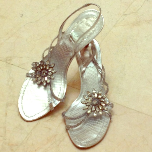REDUCED!! Exclusive designer Rene Caovilla