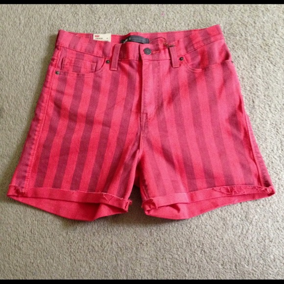 Levi's Denim - 💥REDUCED💥 Striped High Waist Levi's