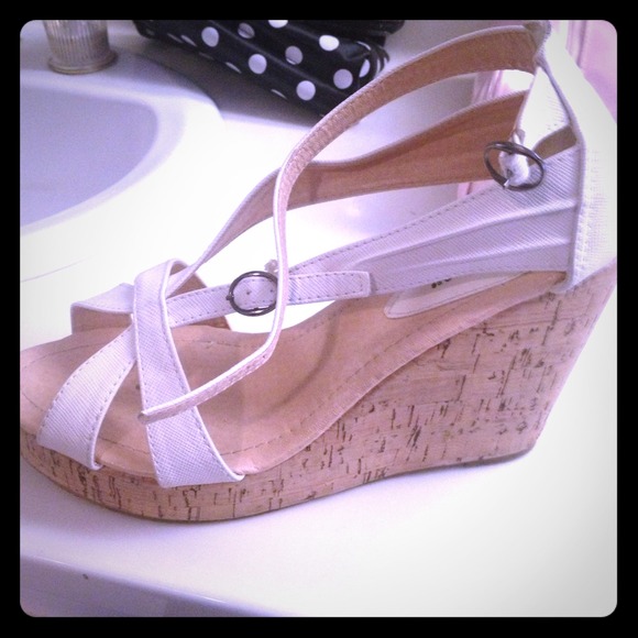 Cute wedge