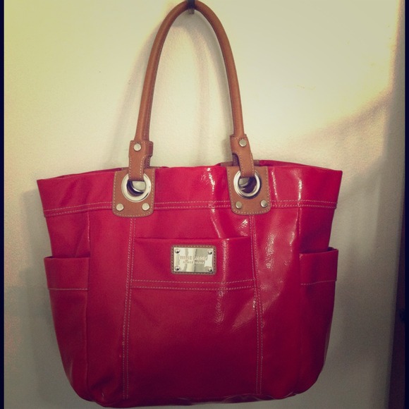⛔️SOLD!⛔️Nine West  Patent Red Tote Purse