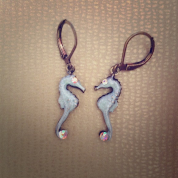 SOLD -Seahorse earrings