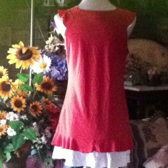 LOVELY TOP - Picture 2 of 2