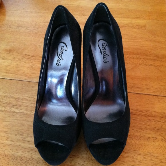Candies black peep toe heels