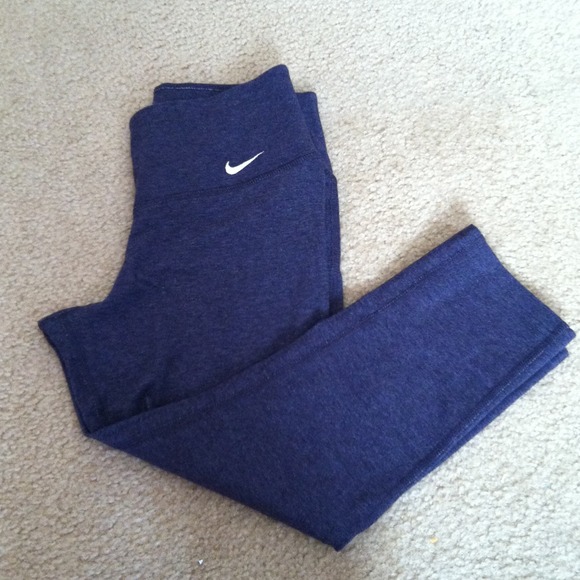❌Bundled-sold❌NWOT-Nike  capris