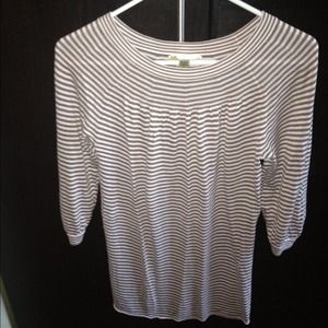 ***SOLD***Banana light tan stripe sweater