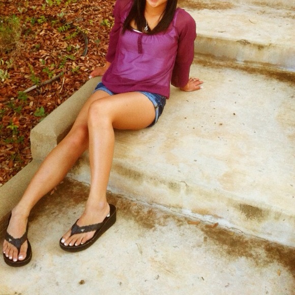 Top - Picture 3 of 4