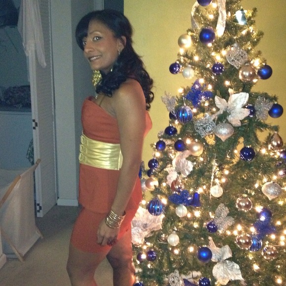 Dress - Picture 2 of 2