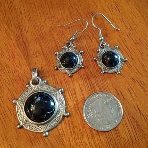 Matching earrings & pendant
