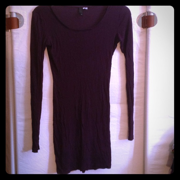 H&M Dresses & Skirts - 👗 Long Sleeve Body Con Dress 👗