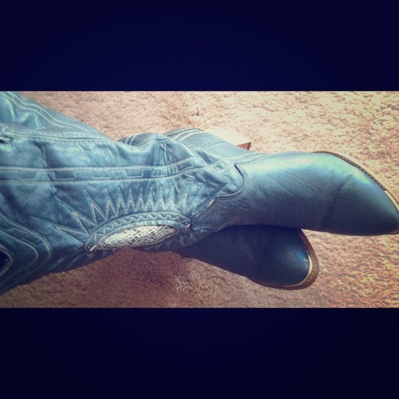 Vintage Acme Cowgirl boots