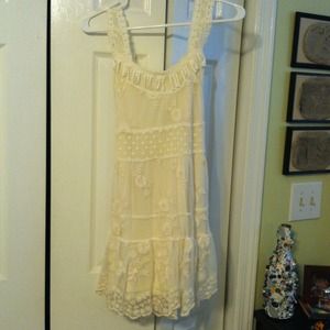 ADORABLE beige lace dress