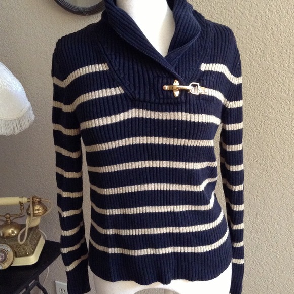 Tops - Gold and blk sweater