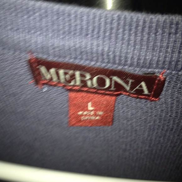 Pretty Periwinkle Cardi w/flowers. Size L - Picture 2 of 2