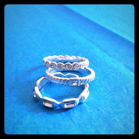 🚫SOLD🚫3 ring set🚫SOLD🚫 - Picture 1 of 3