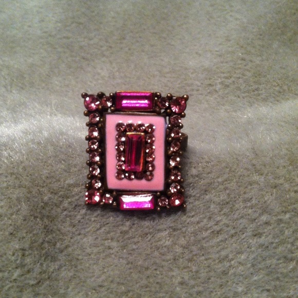 Pink Statement Ring - Picture 2 of 3