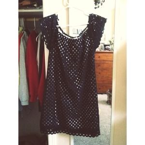 eyelet shift dress // host pick