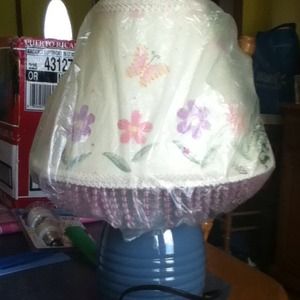 NWOT Butterfly+flower lamp shade and stand