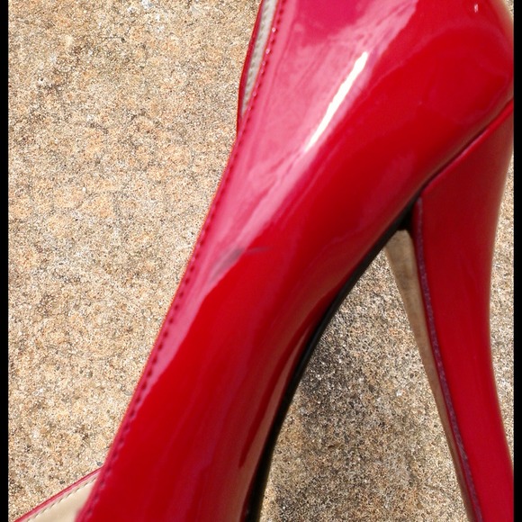 Red patent heels - Picture 4 of 4