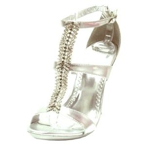 Size 7 Forever 21 Silver Rhinestone Trimmed Pump
