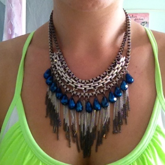 🚫SOLD in BUNDLE🚫Stunning statement necklace!