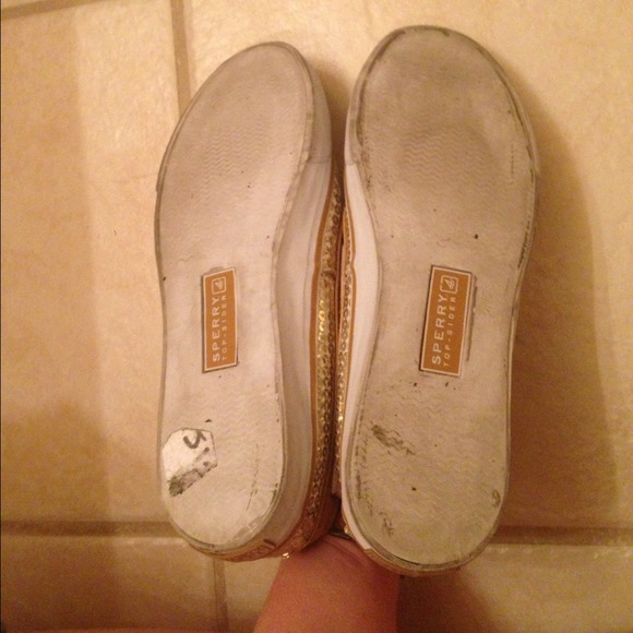 Gold Sequence Sperrys! - Picture 6 of 7