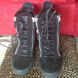Giuseppe  limited edition  Sneaker heel USED