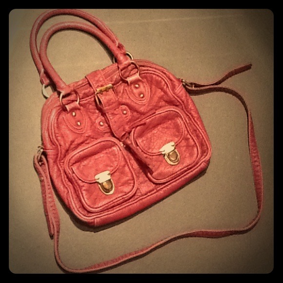 Forever 21 Handbags - Forever 21 Pink Purse