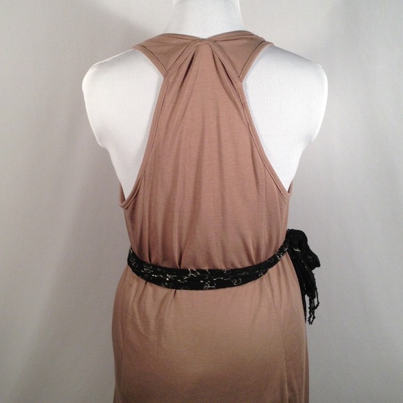 SOLD❗HOST PICK 8/30❗Taupe Front w/Sash Top - Picture 3 of 4