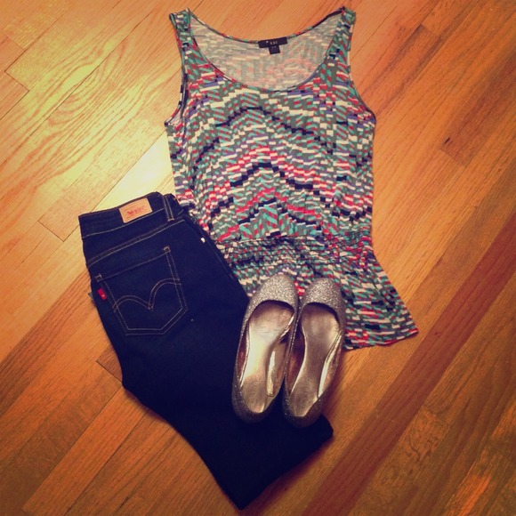 Forever 21 Tops - Tank top with elastic waist