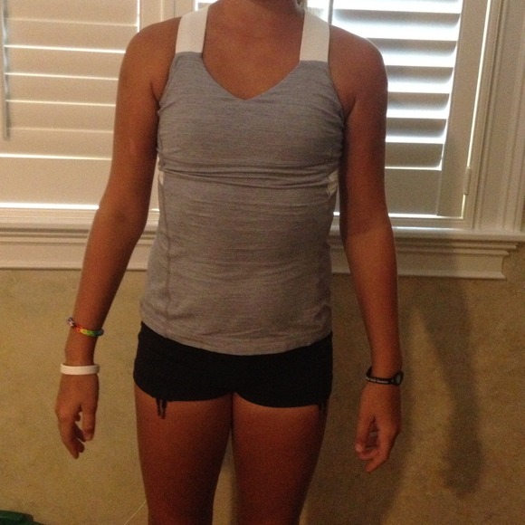 Gray and white brand new lululemon tank