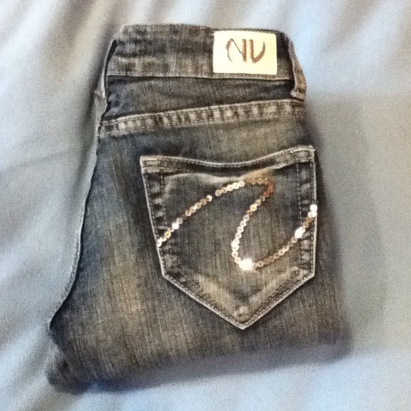 jeans with swirl on back pocket