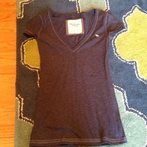 Abercrombie v neck