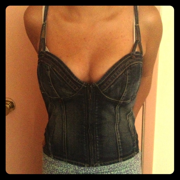 Stretch Zip up jean vest from Guess