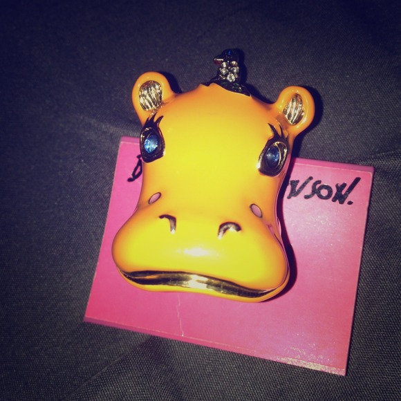 🚫sold🚫Orange hippo head ring