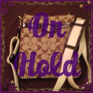 🌼Hold🌼Coach Brown Cross Body Purse  🌼