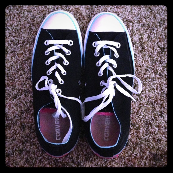 Black Converse