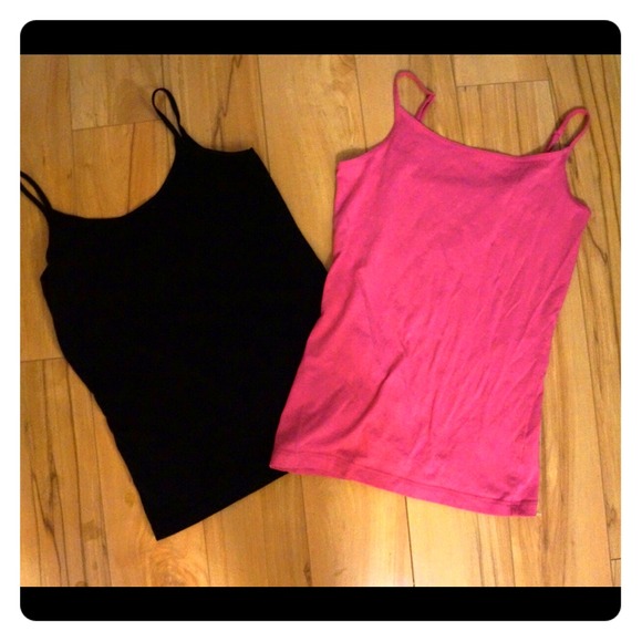 ❌UNAVAILABLE❌Tank tops