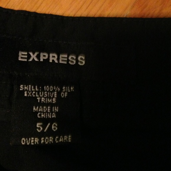 Black skirt - Picture 3 of 3