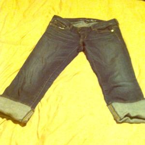 A&e capriz brand new