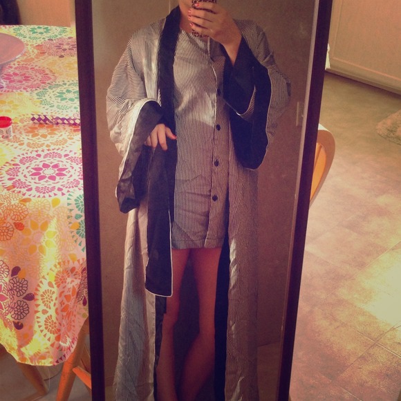 Victoria secret collection robe and nighty - Picture 1 of 2