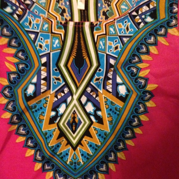 Tribal dress - Picture 3 of 3