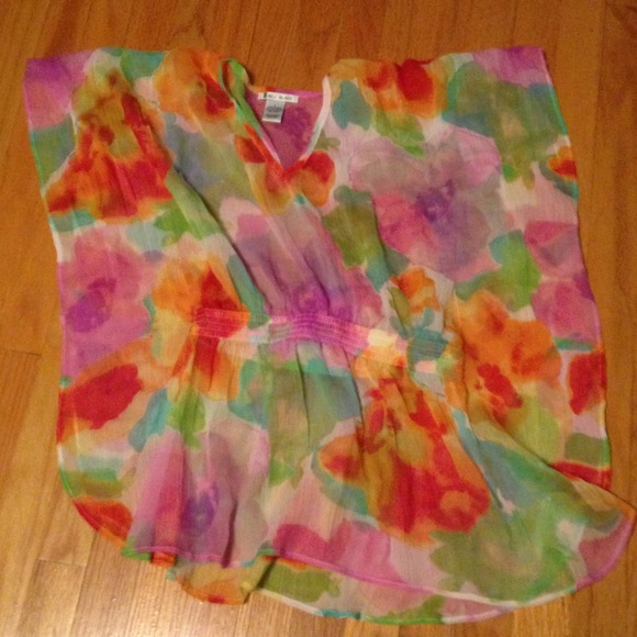 Cover up top - Picture 1 of 2