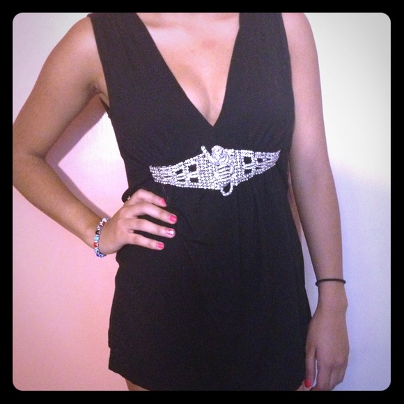 Sequin v-neck top