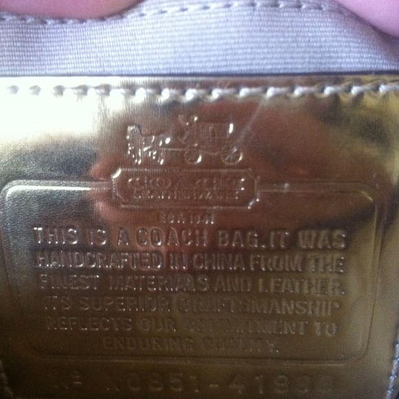 👜COACH MEDIUM WRISTLET in SIGNATURE FABRIC - Picture 4 of 4