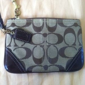COACH WALLET/wristlet