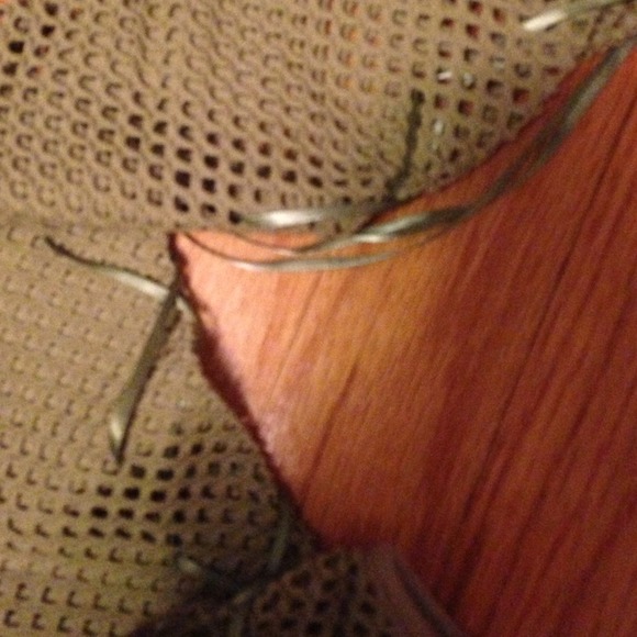 Cute top - Picture 3 of 3